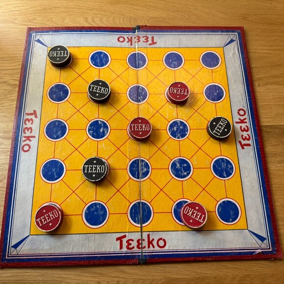 Vintage John Scarne Teeko Strategy Board Game & Token Markers, Copyright 1952 - Picture 14 of 16